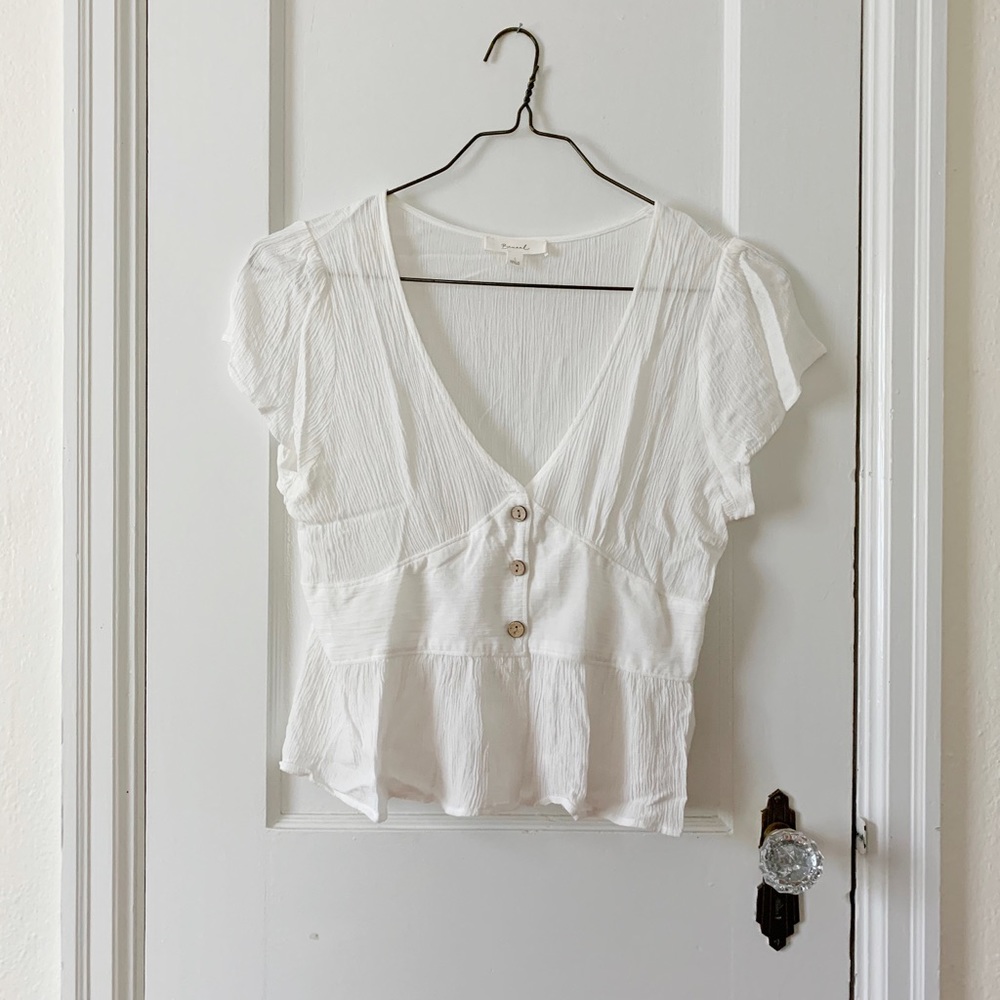 Women’s Button-Up Shirt